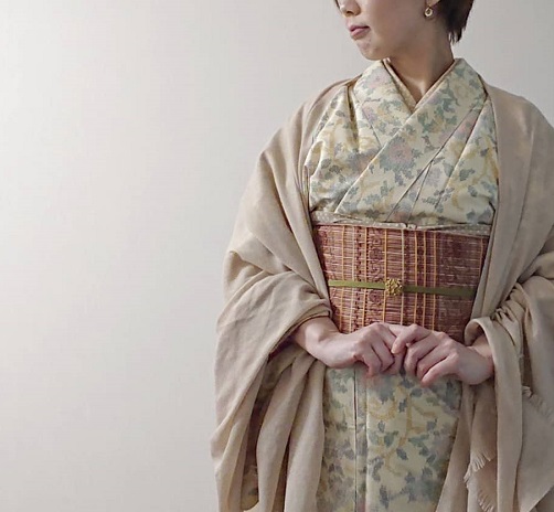 紬ってどんな着物？小紋との違いや帯合わせなどもチェック！ | Kimono 